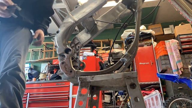 Cr 125 Breakdown смотреть онлайн