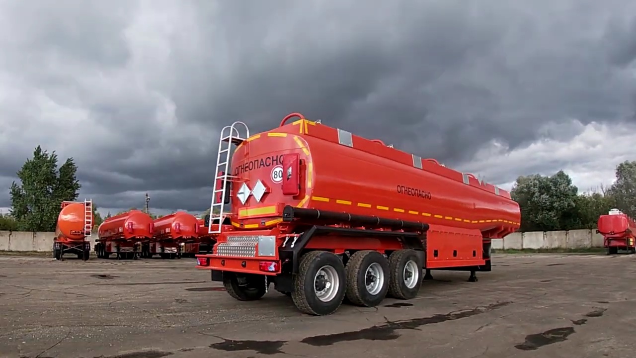 Стальной полуприцеп-цистерна ГРАЗ смотреть онлайн