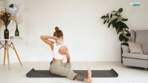 Вечерняя йога для начинающих в домашних условиях | 20-минут комплекс на все тело. Позы йоги