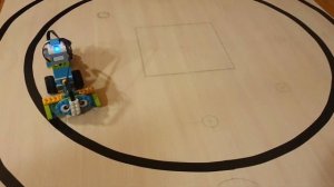 Луноход с датчиком расстояния для WeDo 2.0