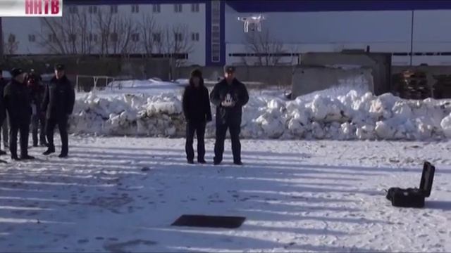 Сотрудники МЧС учатся управлять беспилотниками смотреть онлайн