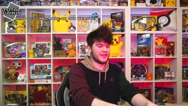 Chasing the *STARDUST COLLECTOR RARE*! Opening 12 Maze of Memories Booster Boxes - TotalCards.net смотреть онлайн