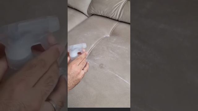 ??ЧИСТКА ДИВАНА. Легко и эффективно чистим диван. Дезинфекция и свежесть за копейки. смотреть онлайн
