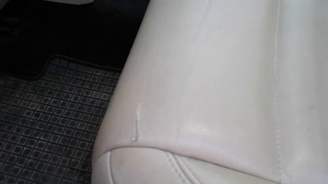 БЕЛЫЙ КОЖАНЫЙ САЛОН? НЕТ, СПАСИБО... смотреть онлайн