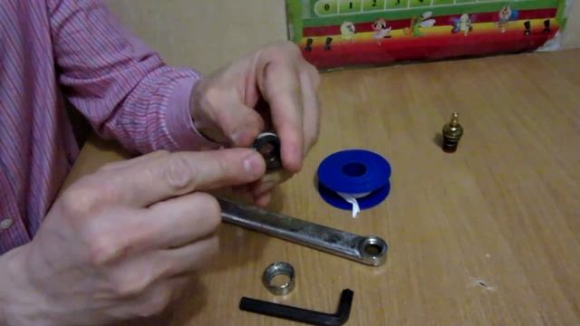 Пошаговый ремонт гусака на смесителе. / Step by step repair of the gander on the mixer. смотреть онлайн