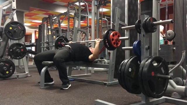 Скоростной жим с резиной 80 кг смотреть онлайн