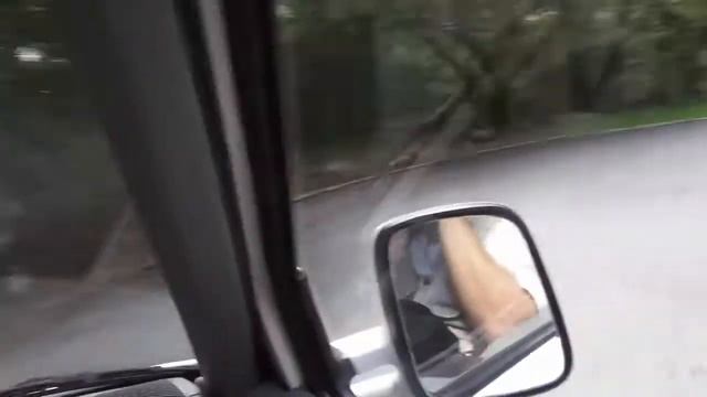 Монастырь Острог. Спуск с верхнего монастыря в нижний (Sony PJ780E) смотреть онлайн