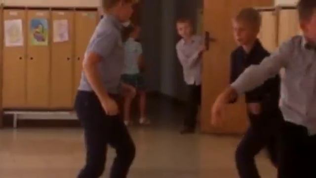 Сумашедшая школа #6 большое безобразие смотреть онлайн