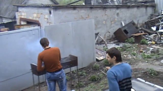 Назад в 2000-е смотреть онлайн