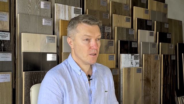 Материалы для монтажа #паркета. Полиуретановый клей и грунтовка Eco Pro от AnticWood. смотреть онлайн