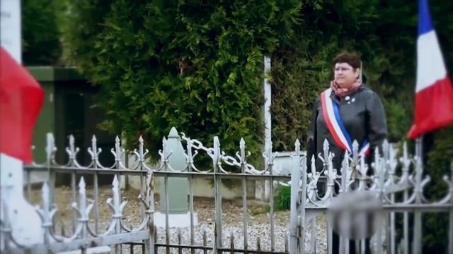 Ее муж бесследно исчез через 6 недель после свадьбы. Только спустя 70 лет она узнала ужасную правду смотреть онлайн