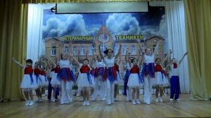 Танец "Мы дети, твои - Россия!"