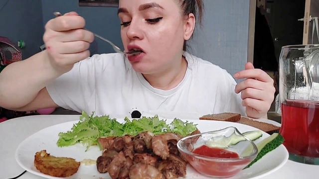 Мукбанг куриные сердечки, желудочки, картофельные хашбраун #мукбанг #фудблогер смотреть онлайн