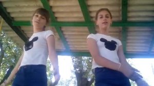 танец под песню вики шоу 1;2;3;4