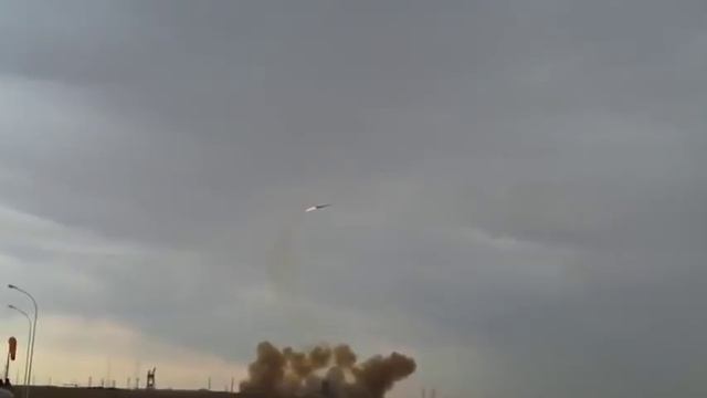 Падение ракеты носителя Протон М на космодроме Байконур смотреть онлайн