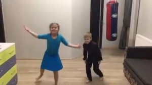 дети жгут!!!!очень смешно,они сделали мой день))))