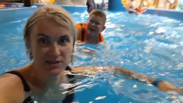 Аквапарк Ривьера в Казани смотреть онлайн