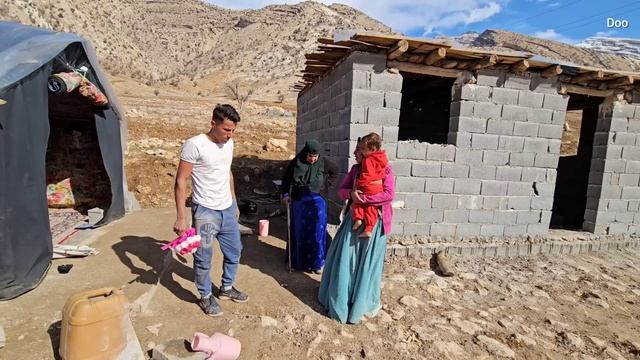 Divorced Woman's Reluctance: Return Of Ex-husband On Their Wedding Anniversary For Forgiveness ?