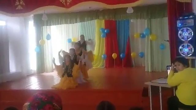 Казахский танец смотреть онлайн