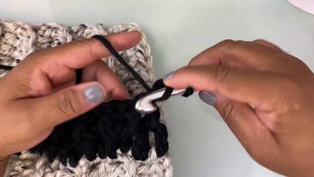 Easy Crochet Leg Warmers -Thick and Fluffy смотреть онлайн