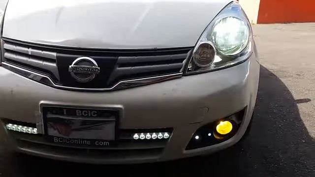 Futuristic LED DuoS Installed On Nissan Tiida (Dual Color Headlight) смотреть онлайн