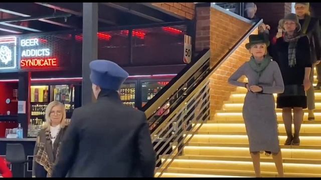 "ЦВЕТНОЙ БУЛЬВАР" - авторский показ ПРАВИЛЬНЫХ ШЛЯП Лидии Бондаревой. Тишинка, 17 апреля 2022. смотреть онлайн