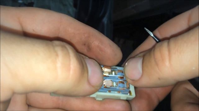 Ремонт кнопки стеклоподъемника Chevrolet Aveo T250 без затрат