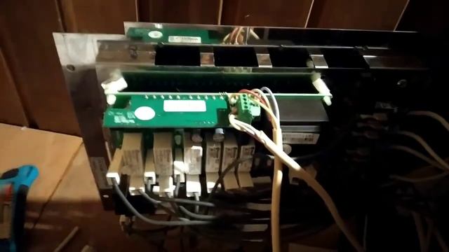 Обзор подключения и установки электрической печки Helo 105 для сауны. смотреть онлайн
