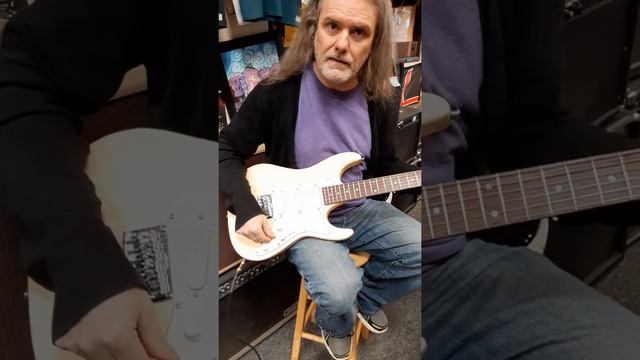 NEW Ibanez AZES31-IV Electric Guitar | Eric Clapton | AXL | Fender | Rocktownmusic.net смотреть онлайн