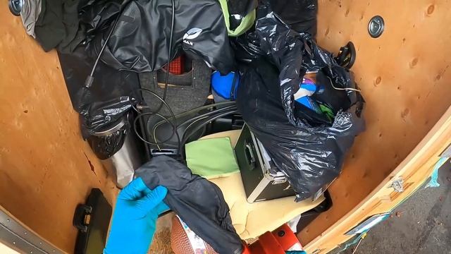 Аукцион Контейнеров. Купил Котов в Мешках смотреть онлайн