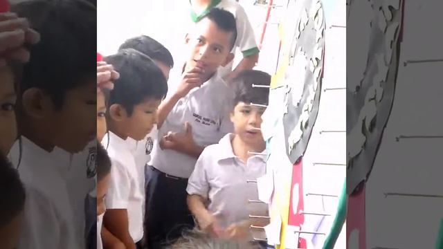 ESCUELA LUIS VARGAS TORRES. смотреть онлайн