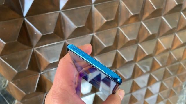 Huawei P30 Lite: Hands on | First Look | Price in India смотреть онлайн