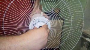 БЮДЖЕТНЫЙ ВЕНТИЛЯТОР Saturn ST-FN8268