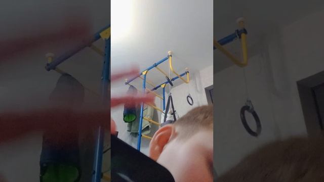 не хотел про асмр снимать но просто в голову пришло смотреть онлайн