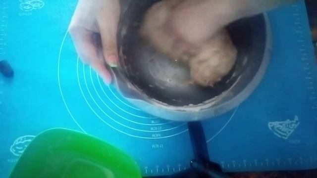 Житньо пшеничний хліб на дріжджах смотреть онлайн