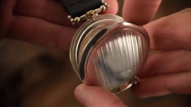 Видео обзор Tissot Locle. (Часы Марьяж). смотреть онлайн