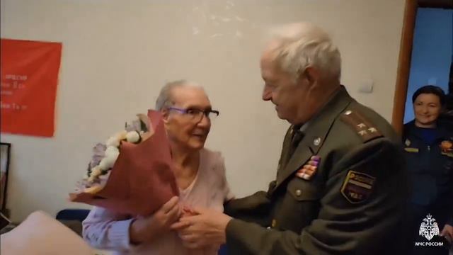 Поздравление ветерана пожарной охраны с Днём Победы смотреть онлайн
