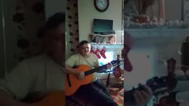 Ялта ,под гитару , песня про ялту до дрожи. смотреть онлайн