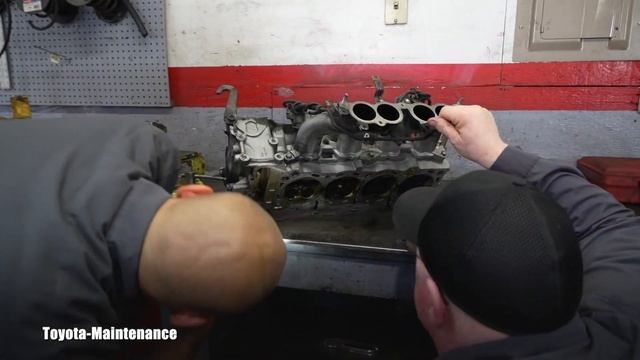 Toyota 3RZ-FE Engine Blown Head Gasket смотреть онлайн