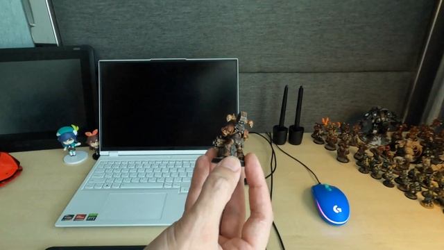 Как Работают Художники в Вынужденной Эмиграции (релокации)? смотреть онлайн