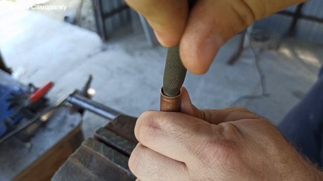Как развальцевать медную трубку без вальцевателя! Мастера просто в шоке! смотреть онлайн