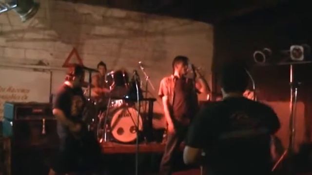 los pinakates- move over there смотреть онлайн