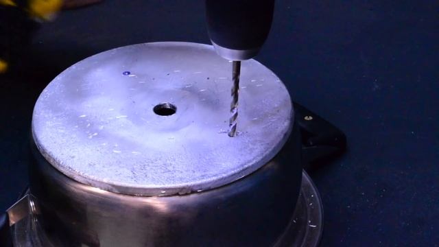 Old Pot and Angle Grinder Couldn't Get Better Than This! смотреть онлайн