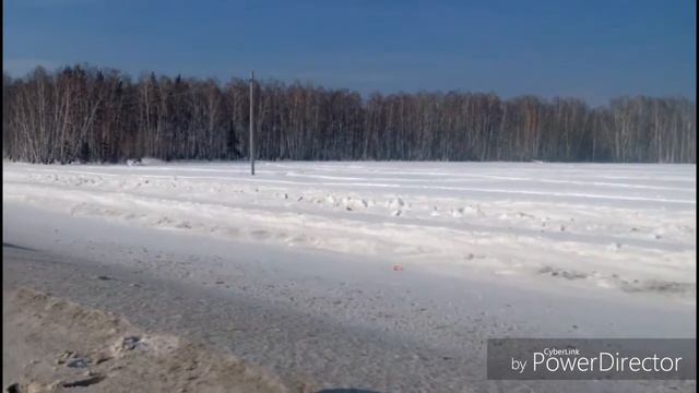 Охрана на снегоходе.