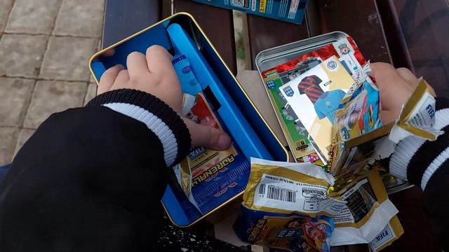 Andreanalyn Xl FIFA 365 panini unboxing cards metal box . смотреть онлайн