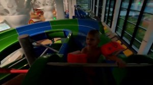 Поездка в АКВАПАРК с детьми! Вологодская область д. Стризнево, центр "YES". Семейный ВЛОГ.