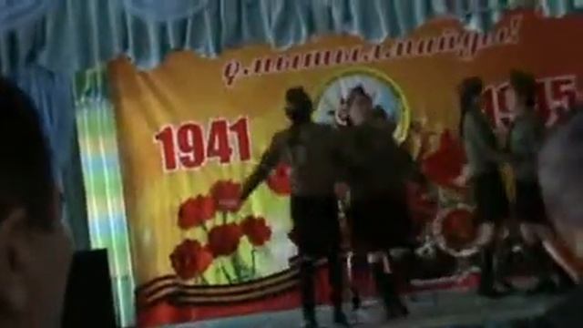 Танец на военную тему Коллектив школы Жиенбет смотреть онлайн
