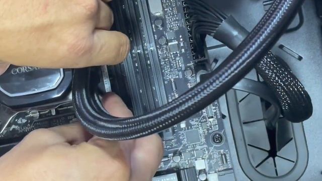 Montagem gabinete Corsair crystal series 280x смотреть онлайн