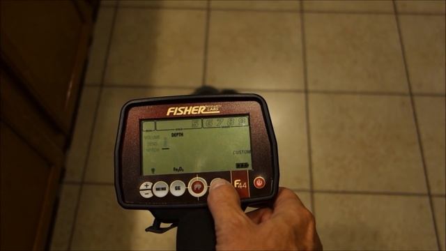 Metal Detecting: Fisher F44 Review and Testing! смотреть онлайн