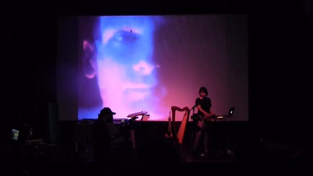 Katrin Lasko vs. Marianne Tur @ MUTE Pop-Up (Tel Aviv, Israel) смотреть онлайн